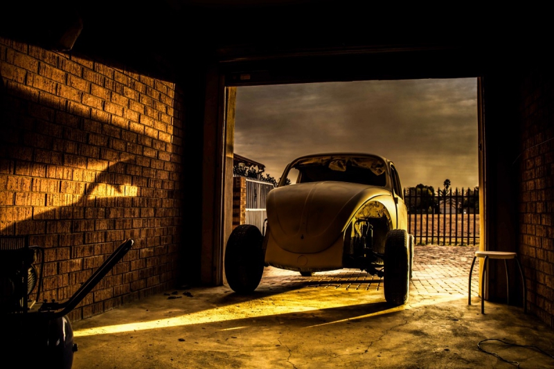 carrosserie-MOISSAC BELLEVUE-min_car_garage_volkswagen_sunset_vw_beetle-81658